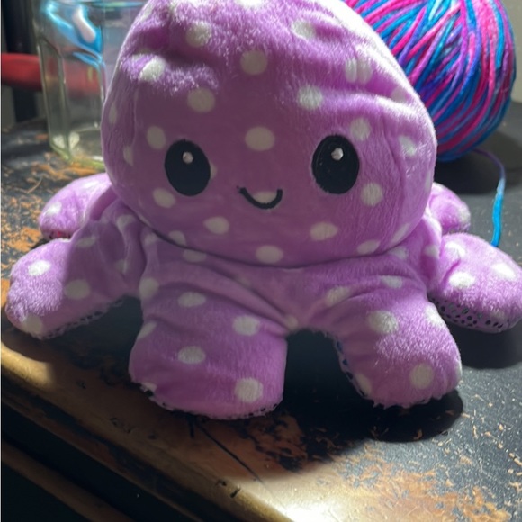 Reversible octopus squishy - Picture 2 of 2